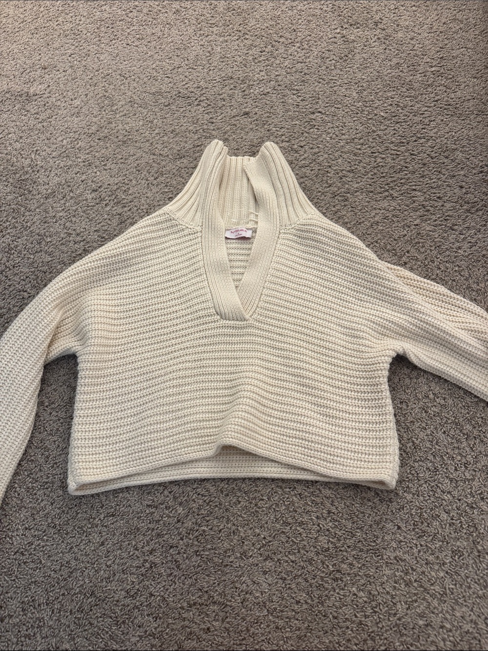 Cream V-Neck Ribbed Cropped Sweater